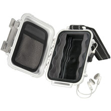 Pelican i1010 Case for iPod