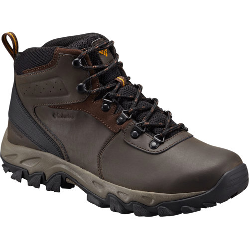 columbia mountain boots