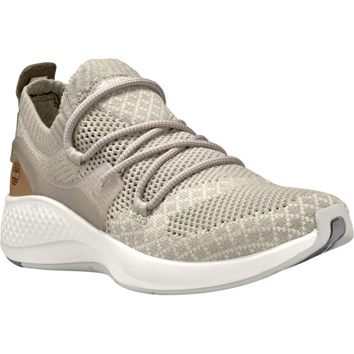 flyroam go knit chukka