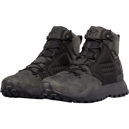 ua hiking boots