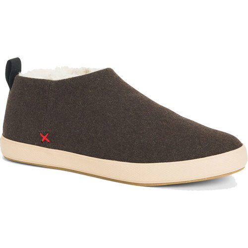 xtratuf sneakers
