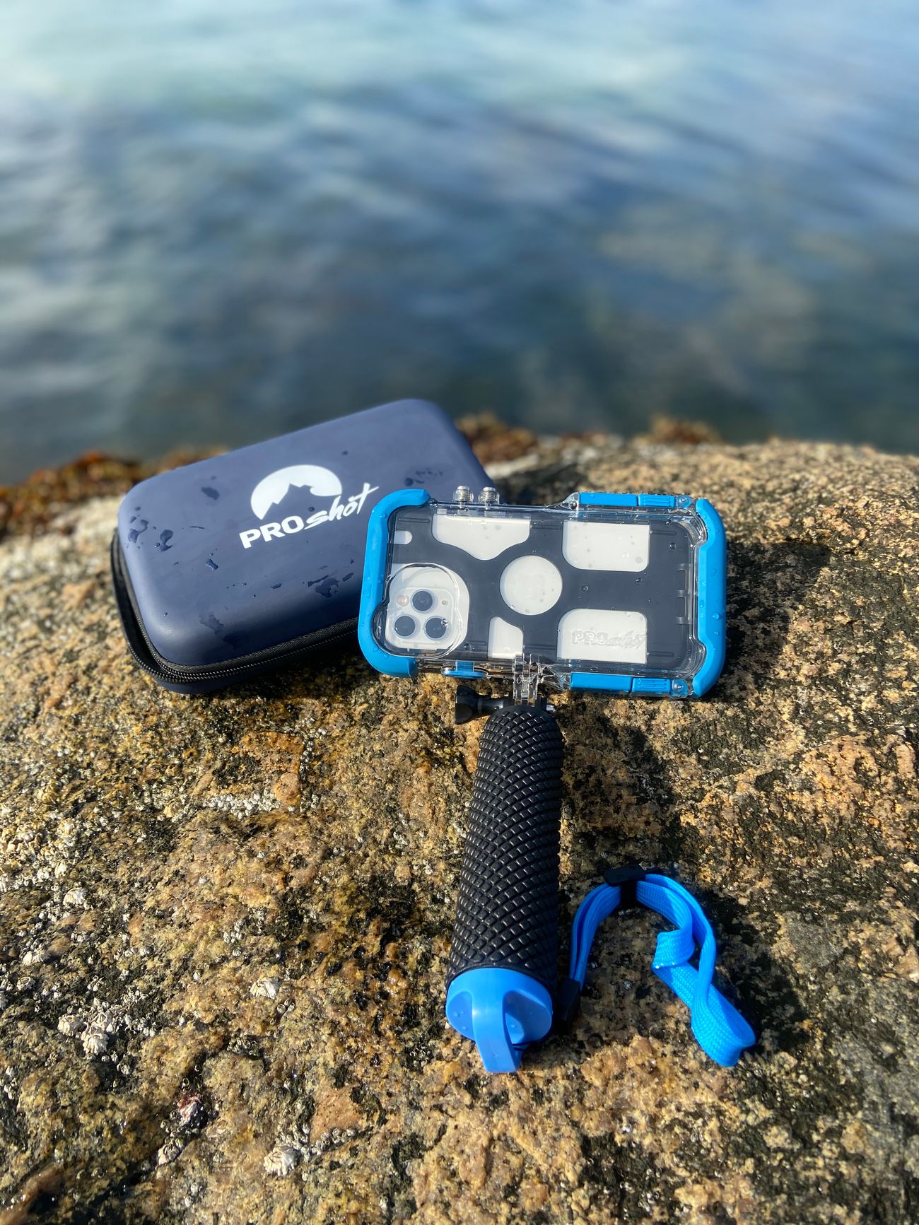 ProShot Touch Case for iPhone 11 Pro with Floating Hand Grip