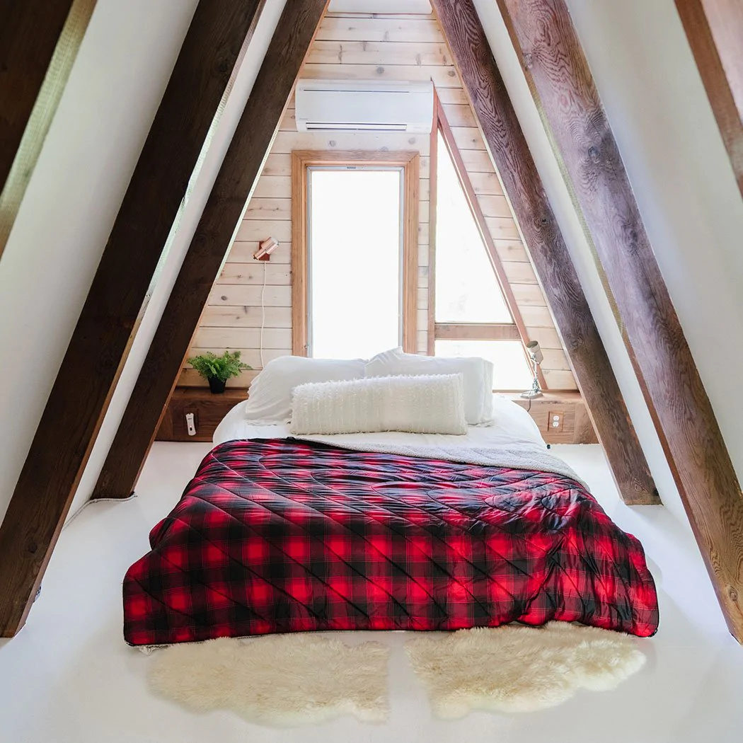 Rumpl Sherpa Puffy Blanket