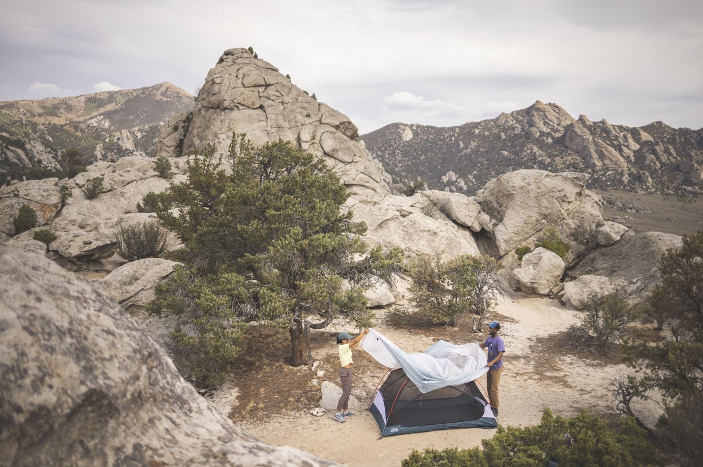 Mountain Hardwear Mineral King 3 Person Tent seam taped bathtub floor rectangle design